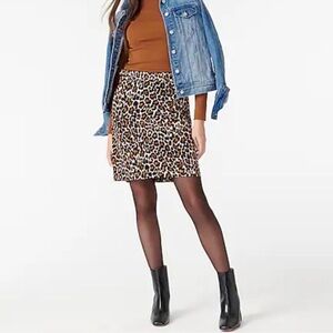 J. Crew Womens Leopard/Animal Print Corduroy Mini Skirt w/Buckle Size 6